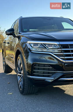 Внедорожник / Кроссовер Volkswagen Touareg 2019 в Бродах