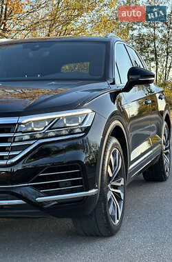 Внедорожник / Кроссовер Volkswagen Touareg 2019 в Бродах