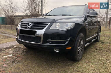 Внедорожник / Кроссовер Volkswagen Touareg 2007 в Сумах