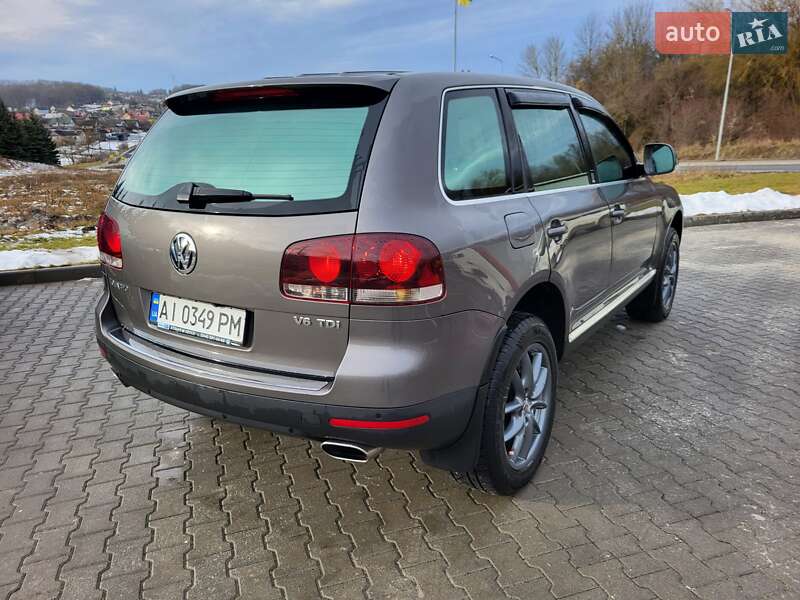 Внедорожник / Кроссовер Volkswagen Touareg 2009 в Тернополе