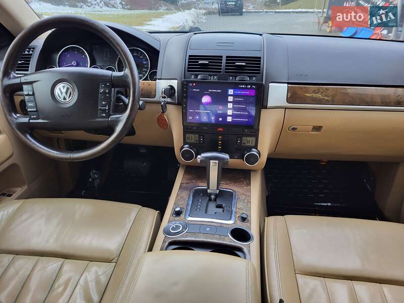 Внедорожник / Кроссовер Volkswagen Touareg 2009 в Тернополе