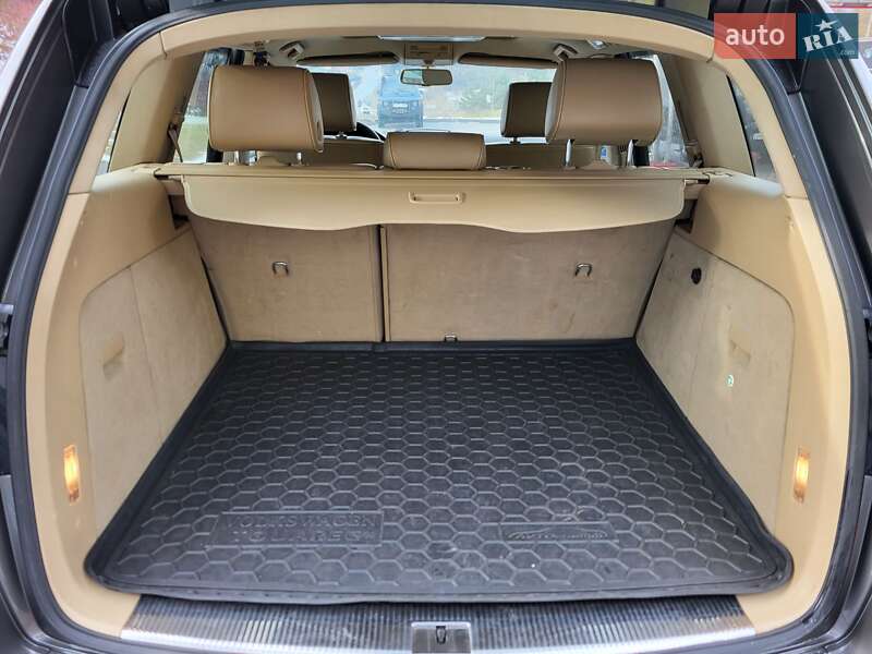 Внедорожник / Кроссовер Volkswagen Touareg 2009 в Тернополе