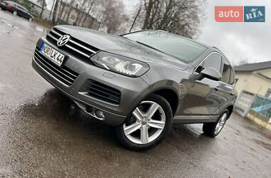 Позашляховик / Кросовер Volkswagen Touareg 2012 в Луцьку