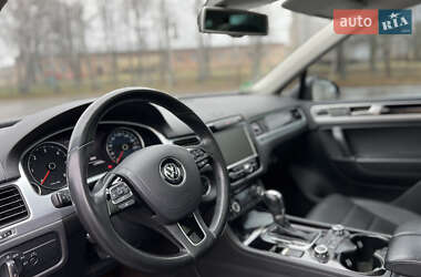 Позашляховик / Кросовер Volkswagen Touareg 2012 в Луцьку