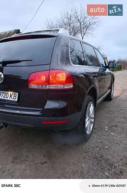 Позашляховик / Кросовер Volkswagen Touareg 2005 в Запоріжжі