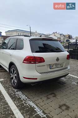 Внедорожник / Кроссовер Volkswagen Touareg 2013 в Коломые