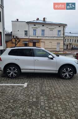 Внедорожник / Кроссовер Volkswagen Touareg 2013 в Коломые