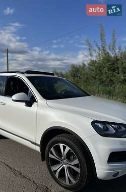 Внедорожник / Кроссовер Volkswagen Touareg 2013 в Коломые