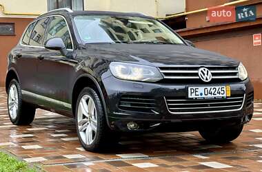 Позашляховик / Кросовер Volkswagen Touareg 2011 в Стрию