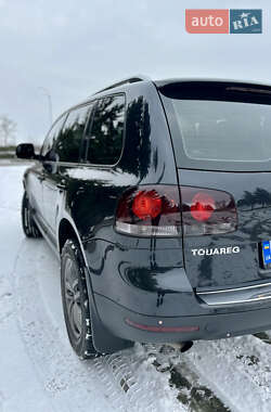 Внедорожник / Кроссовер Volkswagen Touareg 2006 в Дубно