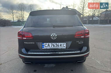 Позашляховик / Кросовер Volkswagen Touareg 2016 в Умані