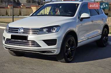 Позашляховик / Кросовер Volkswagen Touareg 2016 в Одесі