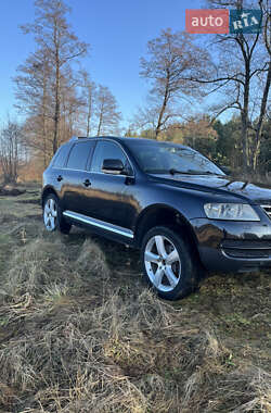 Внедорожник / Кроссовер Volkswagen Touareg 2005 в Коростене