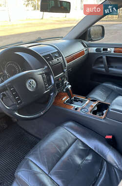 Внедорожник / Кроссовер Volkswagen Touareg 2005 в Коростене