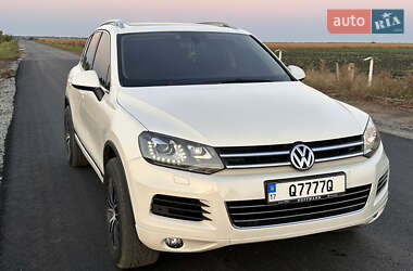 Позашляховик / Кросовер Volkswagen Touareg 2010 в 