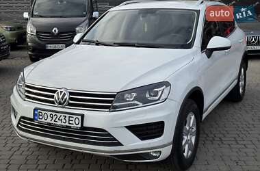 Внедорожник / Кроссовер Volkswagen Touareg 2015 в Одессе