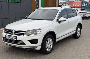 Внедорожник / Кроссовер Volkswagen Touareg 2015 в Одессе