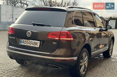 Внедорожник / Кроссовер Volkswagen Touareg 2014 в 