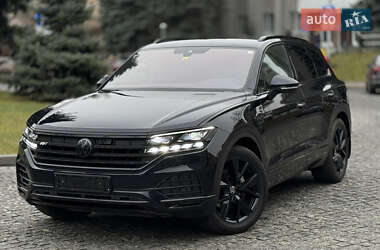 Позашляховик / Кросовер Volkswagen Touareg 2021 в Дніпрі