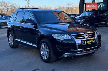 Внедорожник / Кроссовер Volkswagen Touareg 2008 в Черновцах