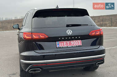 Позашляховик / Кросовер Volkswagen Touareg 2019 в Рівному