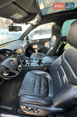 Внедорожник / Кроссовер Volkswagen Touareg 2014 в 