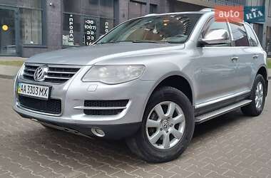 Позашляховик / Кросовер Volkswagen Touareg 2008 в Києві