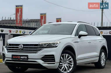 Внедорожник / Кроссовер Volkswagen Touareg 2019 в Киеве