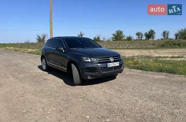 Внедорожник / Кроссовер Volkswagen Touareg 2011 в Татарбунарах