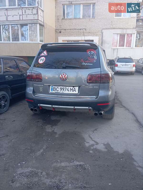 Внедорожник / Кроссовер Volkswagen Touareg 2004 в Львове