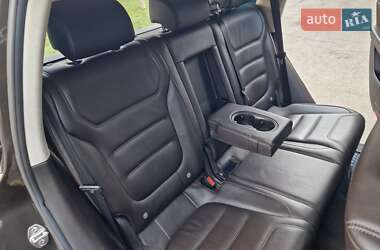 Внедорожник / Кроссовер Volkswagen Touareg 2015 в 
