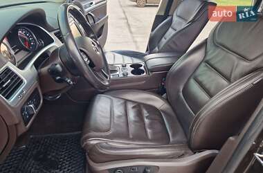 Внедорожник / Кроссовер Volkswagen Touareg 2015 в 