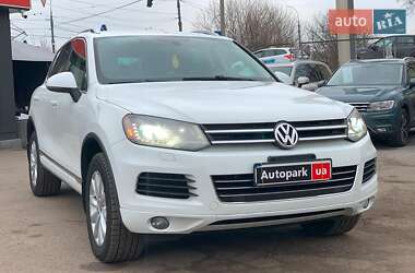 Внедорожник / Кроссовер Volkswagen Touareg 2012 в Виннице