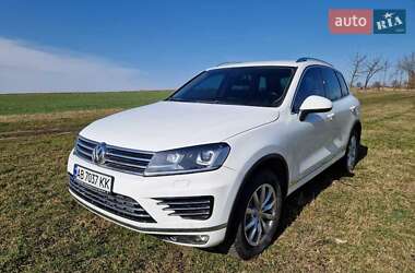 Позашляховик / Кросовер Volkswagen Touareg 2015 в Вінниці