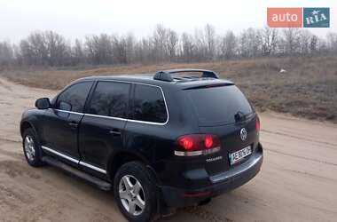 Позашляховик / Кросовер Volkswagen Touareg 2006 в Дніпрі