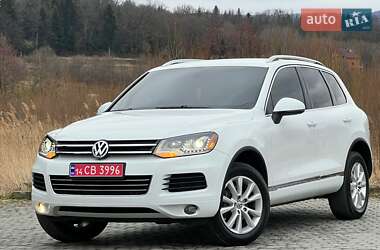 Внедорожник / Кроссовер Volkswagen Touareg 2013 в Трускавце