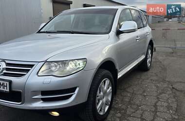 Позашляховик / Кросовер Volkswagen Touareg 2008 в Києві