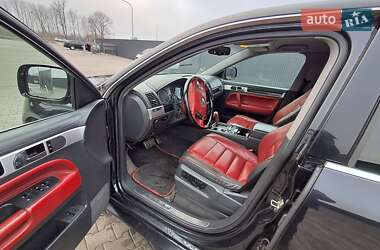 Внедорожник / Кроссовер Volkswagen Touareg 2006 в 