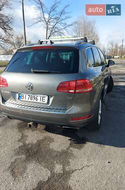 Внедорожник / Кроссовер Volkswagen Touareg 2010 в 