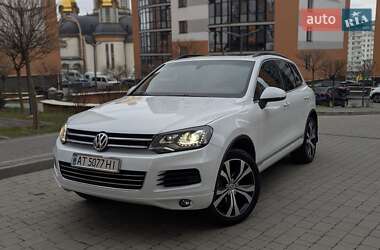 Позашляховик / Кросовер Volkswagen Touareg 2013 в Івано-Франківську