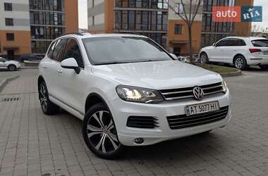 Позашляховик / Кросовер Volkswagen Touareg 2013 в Івано-Франківську