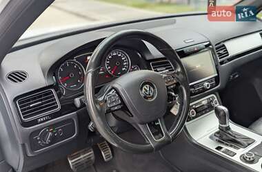 Позашляховик / Кросовер Volkswagen Touareg 2013 в Івано-Франківську