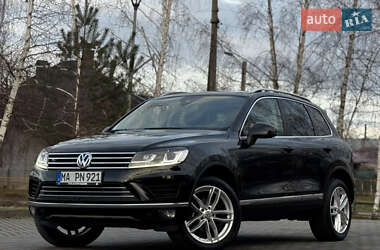 Позашляховик / Кросовер Volkswagen Touareg 2015 в Трускавці