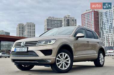 Внедорожник / Кроссовер Volkswagen Touareg 2017 в Киеве