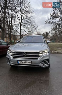 Внедорожник / Кроссовер Volkswagen Touareg 2021 в Червонограде