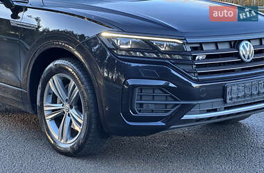 Внедорожник / Кроссовер Volkswagen Touareg 2018 в Ковеле