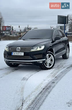 Позашляховик / Кросовер Volkswagen Touareg 2014 в Києві