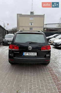 Позашляховик / Кросовер Volkswagen Touareg 2006 в Запоріжжі