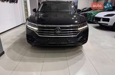 Внедорожник / Кроссовер Volkswagen Touareg 2020 в Одессе