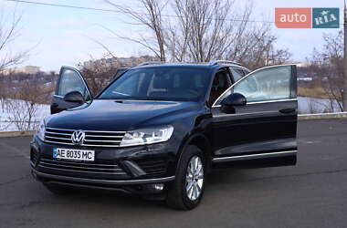Внедорожник / Кроссовер Volkswagen Touareg 2016 в 